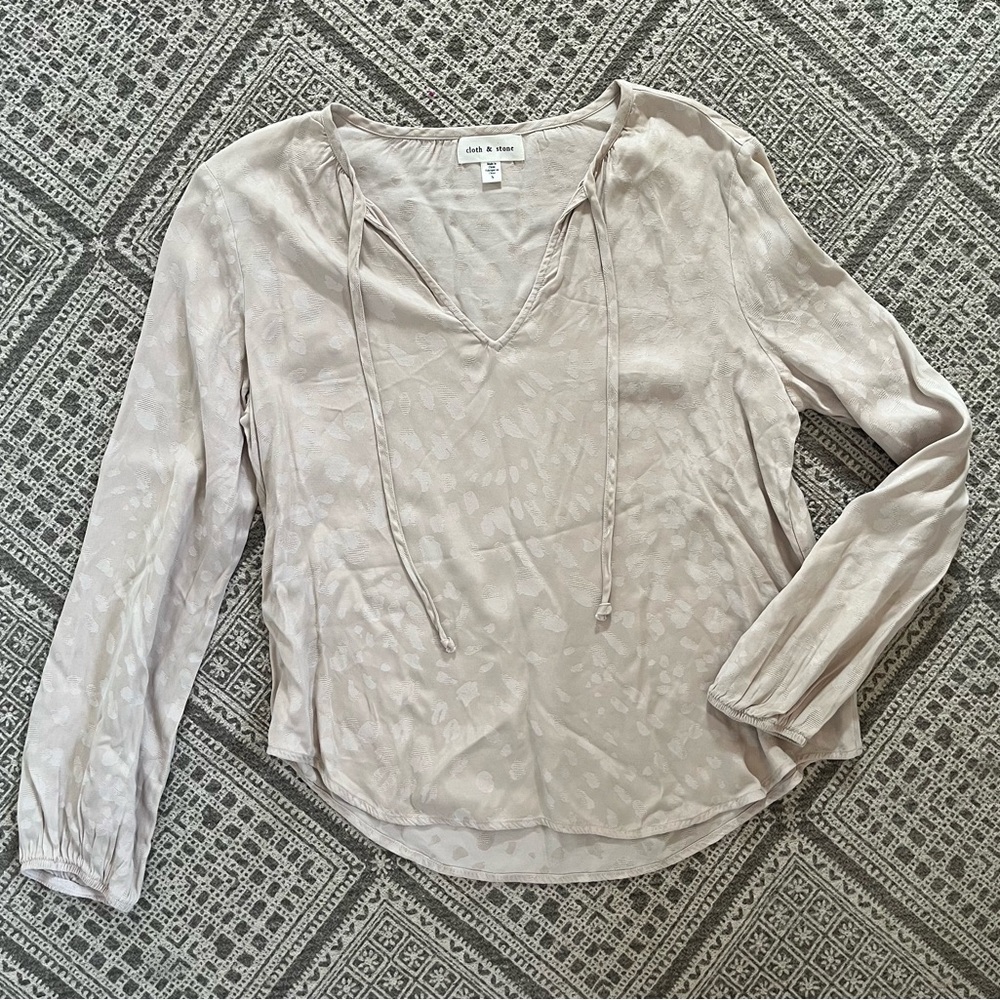 Cloth + Stone Ecru Beige Long Sleeve Blouse Small Neutral Luxe